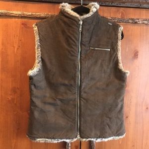 Reversible SKEA Paris/Vail Faux Fur/Suede Vest